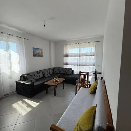 Apartment Edi 2
